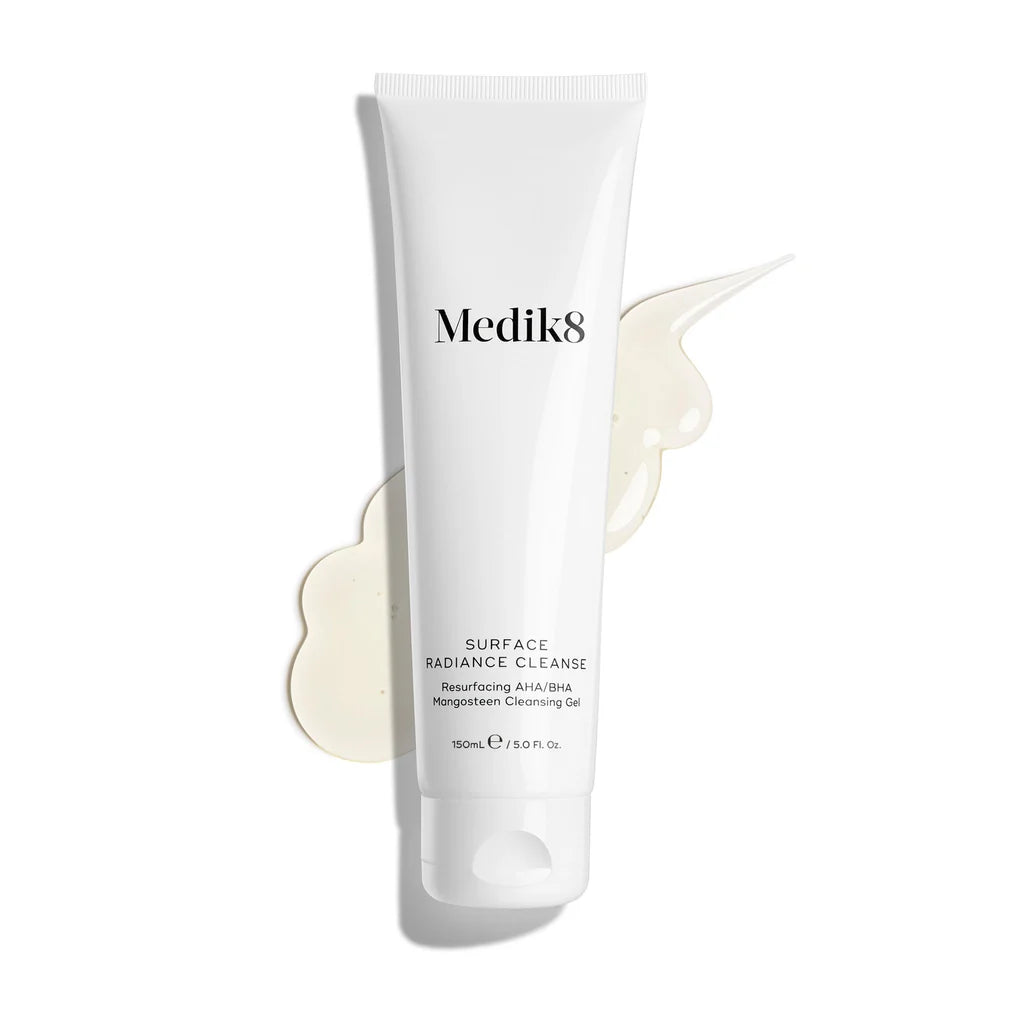 Medik8 Surface Radiance Cleanse™ – Exfoliating AHA/BHA Gel Cleanser